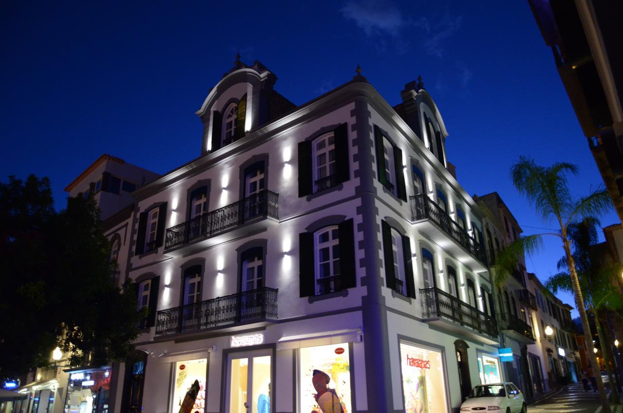 Edificio Charles 303 Apartment ฟุงชาล ภายนอก รูปภาพ